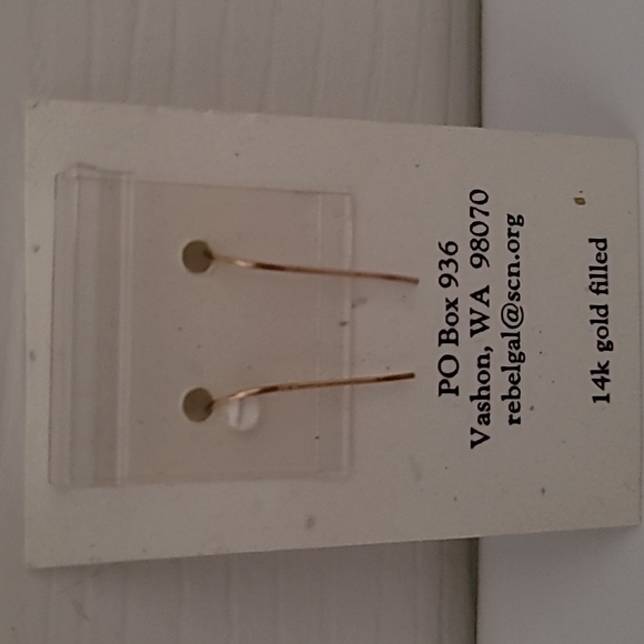 Sound Designs Earrings - Picture 2 of 4